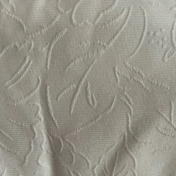 Theory White Tonal Embroidery Tank - Picture 5 of 6